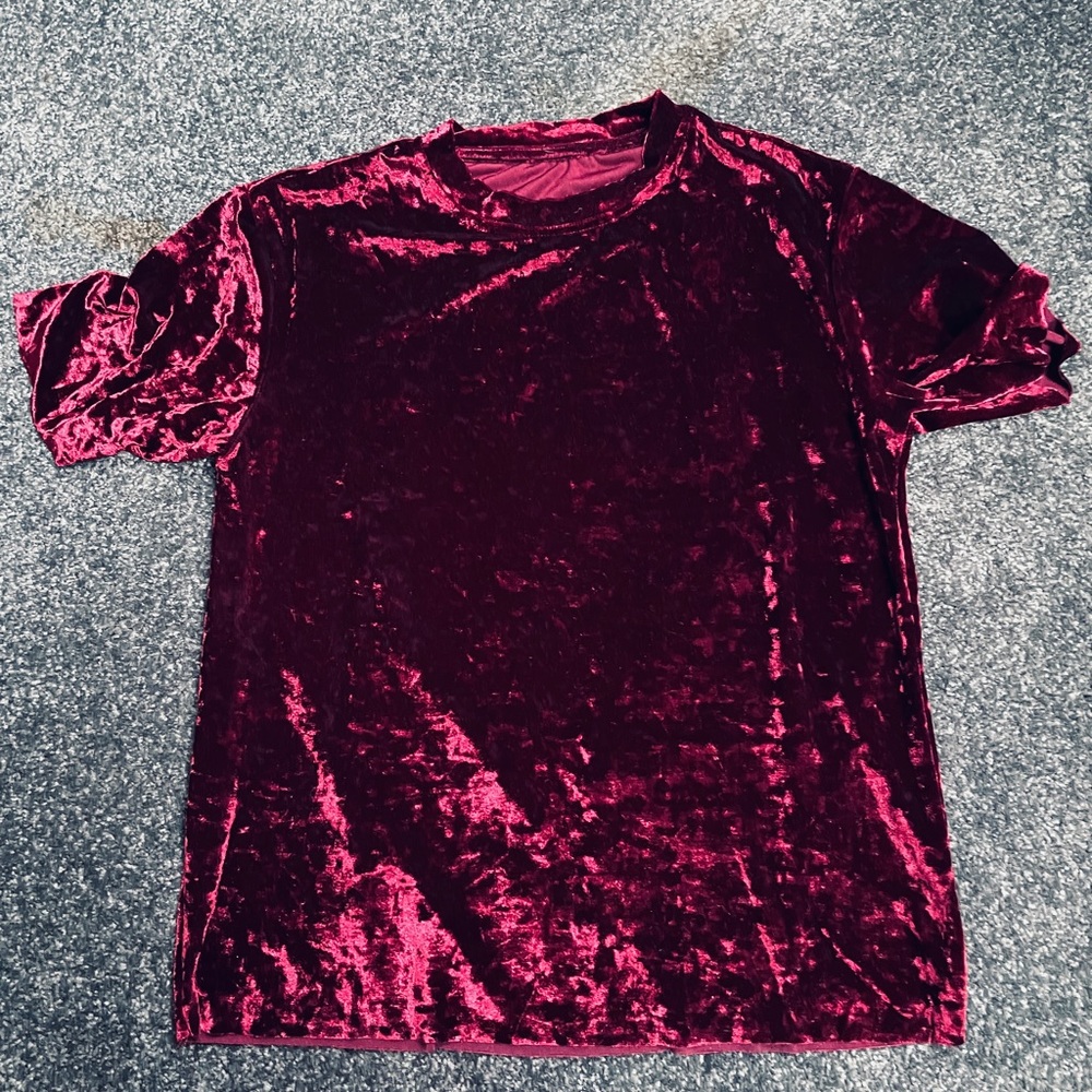 🆕Crushed Velvet top *Burgundy color*